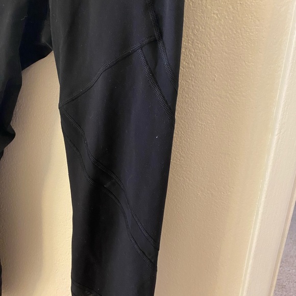 Lorna Jane 7/8 Leggings - Picture 2 of 6